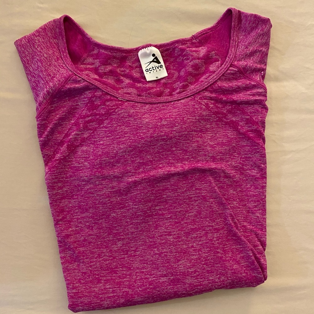 Long sleeve workout top